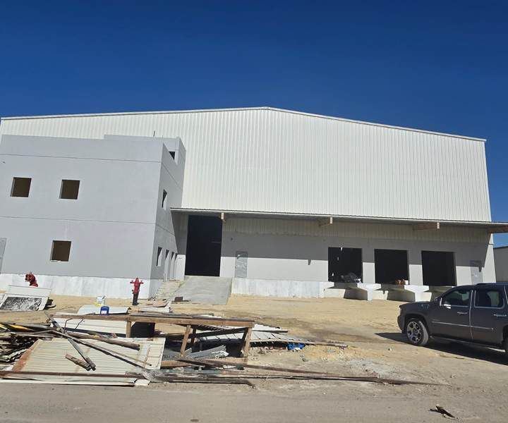Warehouse, Mina Abdullah
